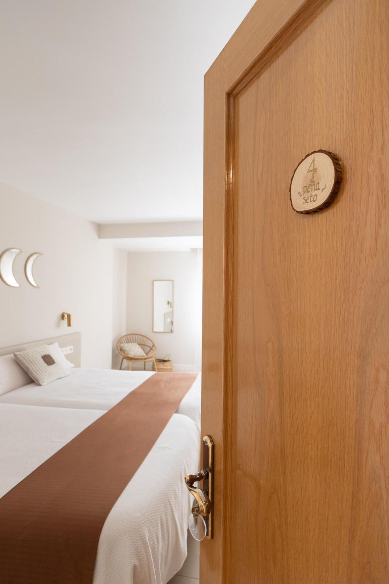 Hostal Lobrega Torrecilla en Cameros Buitenkant foto